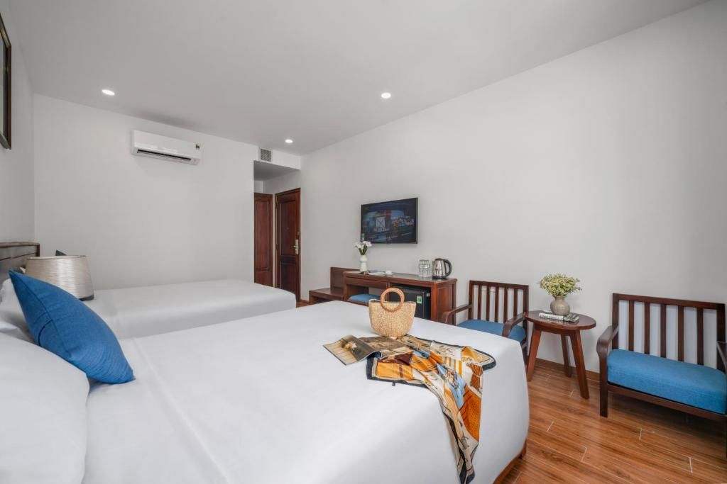 Sea Near Me Hotel – Khách Sạn Gần Biển Mỹ Khê Tại Đà Nẵng