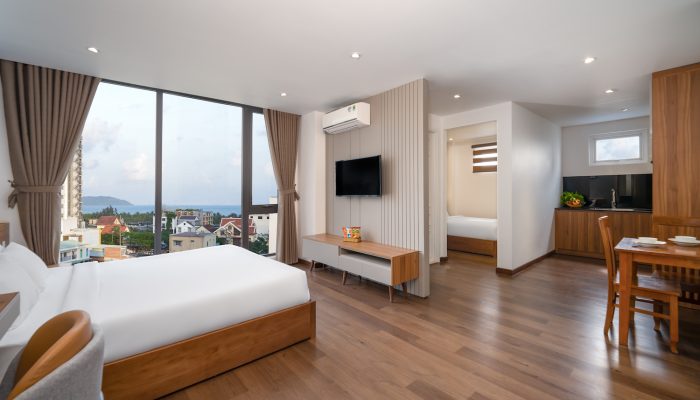Duong Gia Hotel - Khách Sạn 3 sao Đà Nẵng giá rẻ [Sát Biển Mỹ Khê]