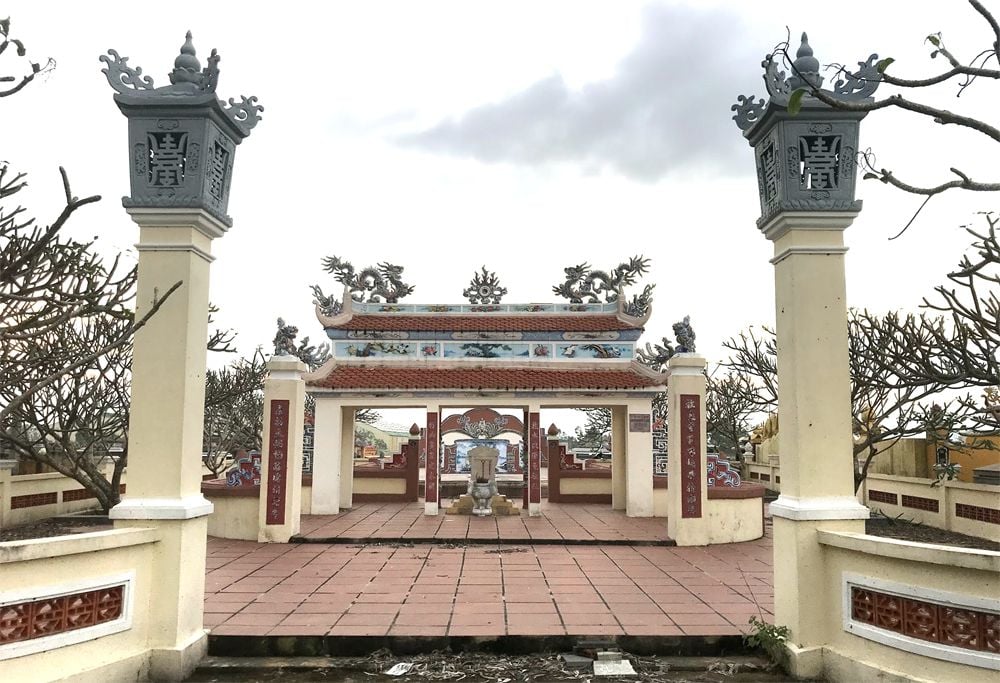 Mộ Ông Ích Khiêm Đà Nẵng: Kinh nghiệm tham quan A-Z