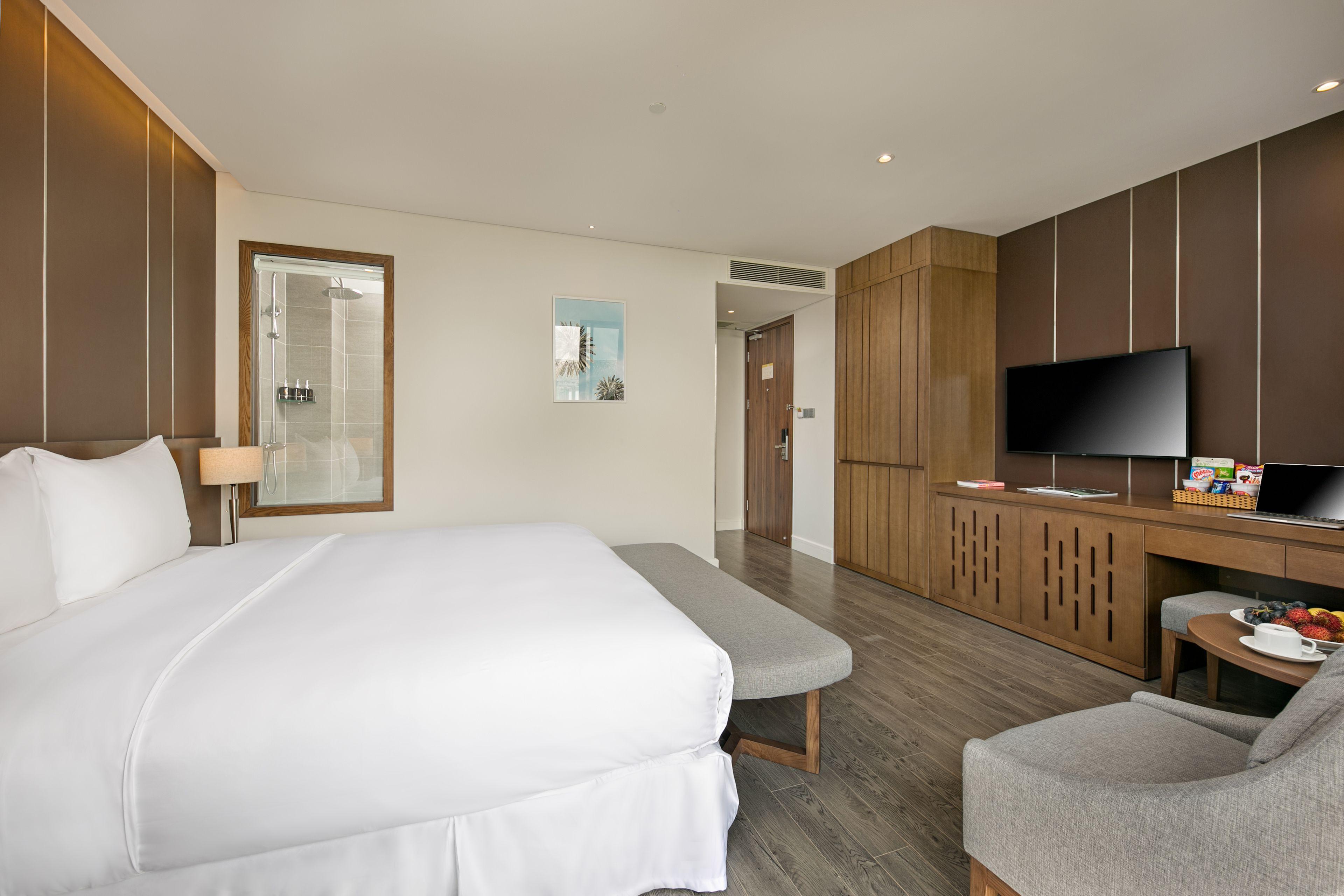 HOTEL AVORA BOUTIQUE | ⋆⋆⋆ | DA NANG, VIETNAM | SEASON DEALS FROM $34