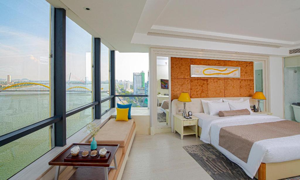 Khách sạn Brilliant Hotel Đà Nẵng | TGROUP | Đặt golf, tour du lịch, tổ  chức sự kiện