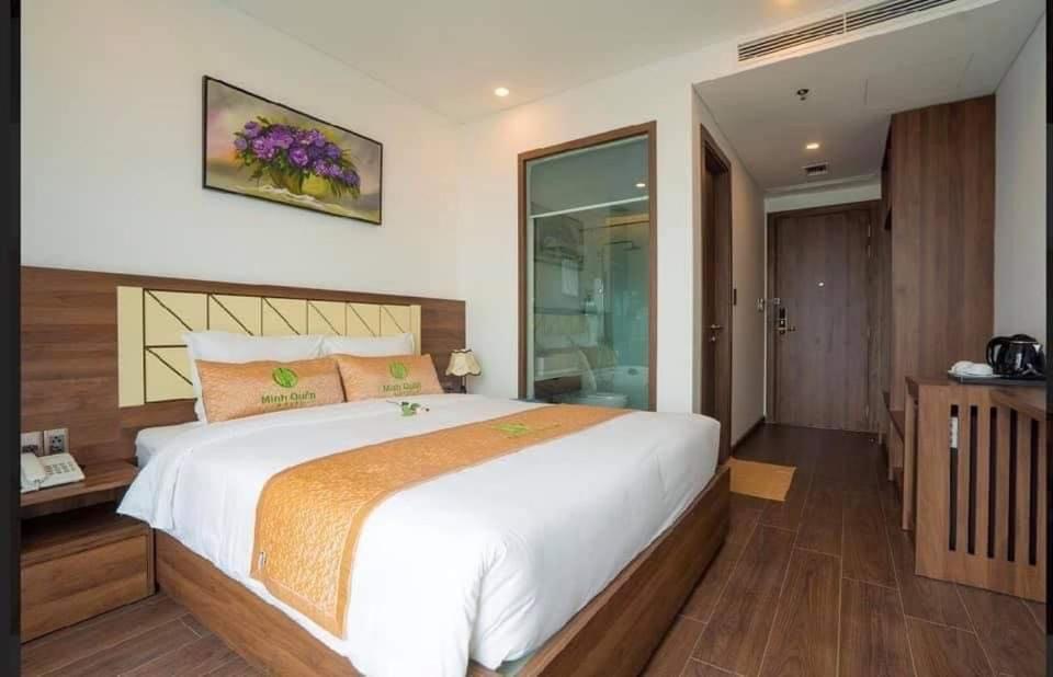 MINH QUAN HOTEL - DA NANG CENTER BY HOS | ⋆⋆⋆ | VIETNAM | SEASON DEALS FROM  $46