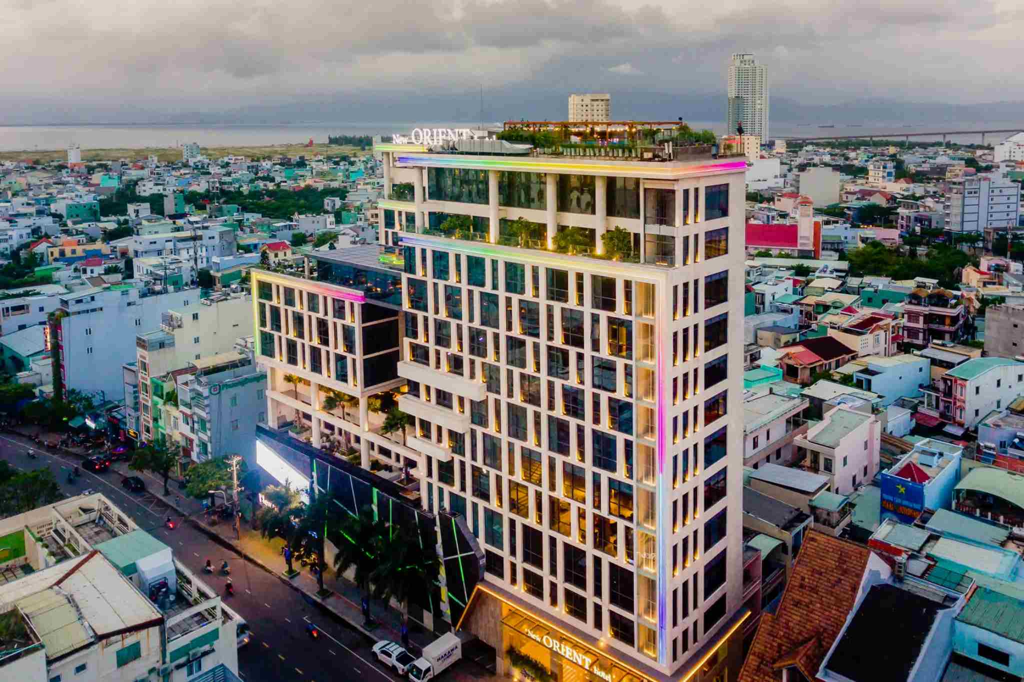 Review New Orient Hotel Đà Nẵng - khách sạn 4 sao hiện đại | Kendesign