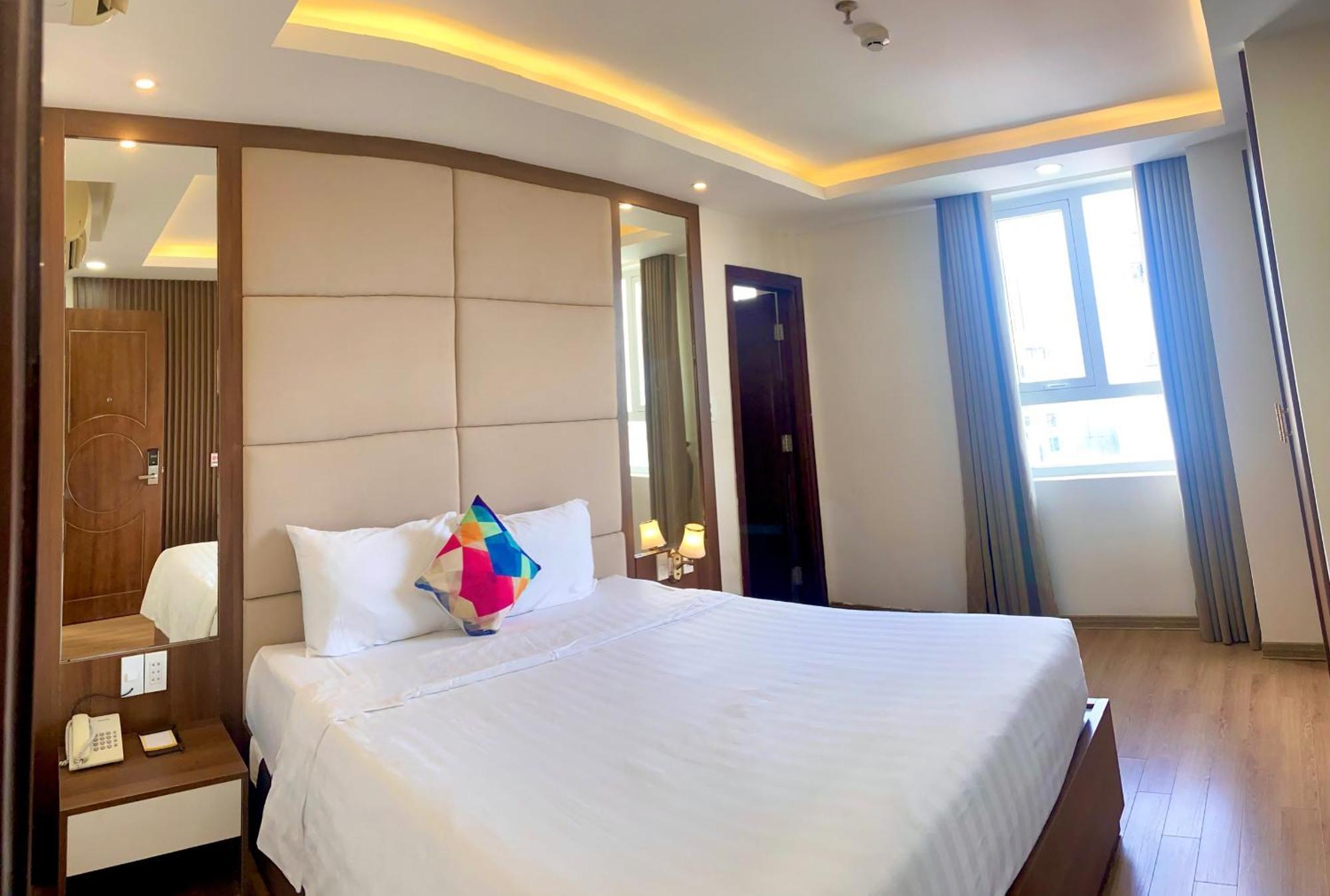 HOTEL PARIAT RIVER FRONT | ⋆⋆⋆ | DA NANG, VIETNAM | SEASON DEALS FROM $23