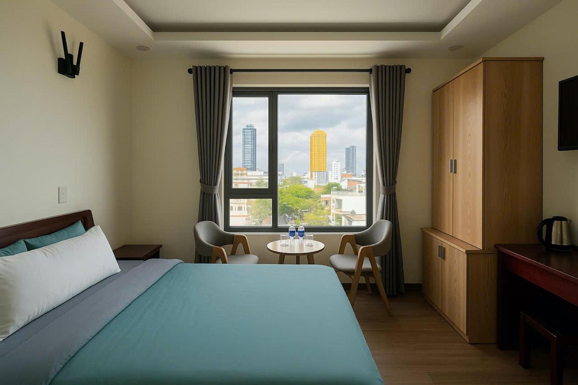 STARS CENTRAL DANANG | DA NANG, VIETNAM | SEASON DEALS FROM $101